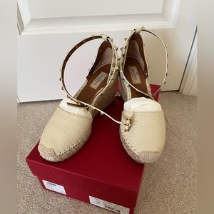 Valentino Rockstud Espadrilles 37